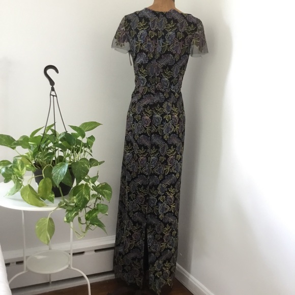 JS COLLECTIONS Metallic Floral Embroidered Gown - Picture 5 of 8